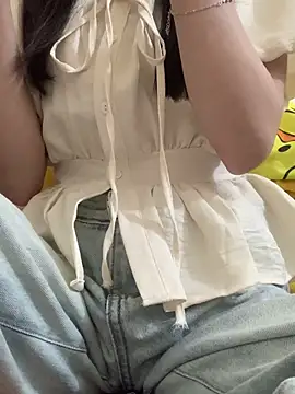 Snapshot of Summ_vn chatting on May 10, 2:22 pm Summ vn online show from May 10, 2:22 pm