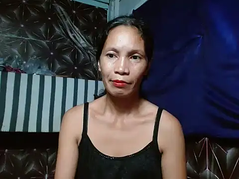 Snapshot of Honeychel chatting on April 27, 8:51 pm Honeychel online show from April 27, 8:51 pm