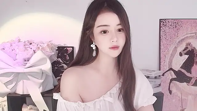 Snapshot of Moon-66 chatting on April 26, 11:35 pm Moon-66 online show from April 26, 11:35 pm