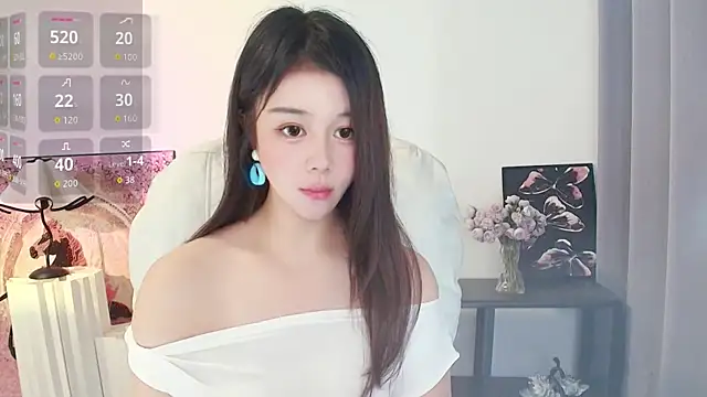 Snapshot of Moon-66 chatting on May 31, 5:59 am Moon-66 online show from May 31, 5:59 am