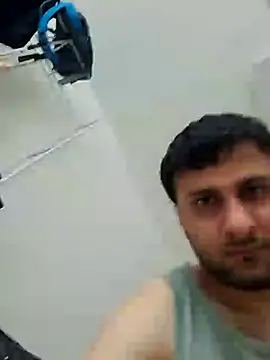 Snapshot of dickforpussyy chatting on May 23, 3:45 am dickforpussyy online show from May 23, 3:45 am
