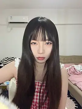Snapshot of nide-baby chatting on June 16, 1:03 pm nide-baby online show from June 16, 1:03 pm