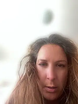 PrettySavannah online show from June 20, 1:36 pm