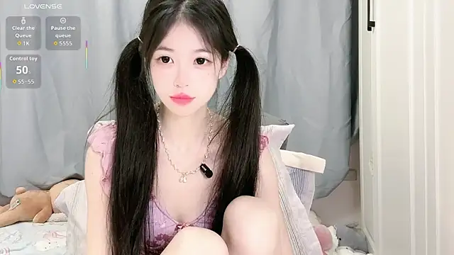 Snapshot of XiaoMei-iiiiii chatting on May 10, 6:40 am XiaoMei-iiiiii online show from May 10, 6:40 am