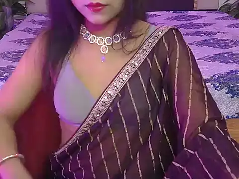 Snapshot of bold-fareen chatting on May 8, 12:43 pm bold-fareen online show from May 8, 12:43 pm