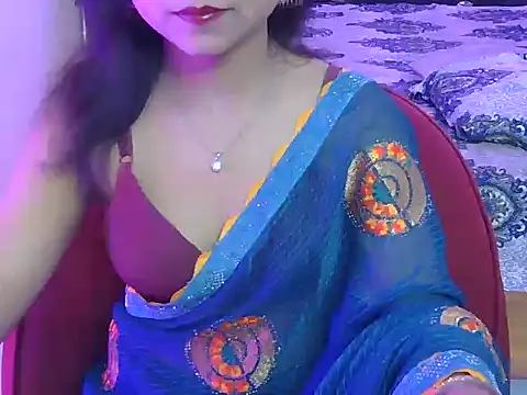 Snapshot of bold-fareen chatting on May 15, 11:28 am bold-fareen online show from May 15, 11:28 am