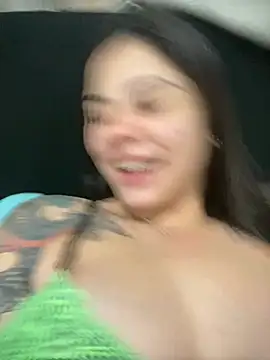 Snapshot of Livia-cortez chatting on May 25, 12:22 pm Livia-cortez online show from May 25, 12:22 pm