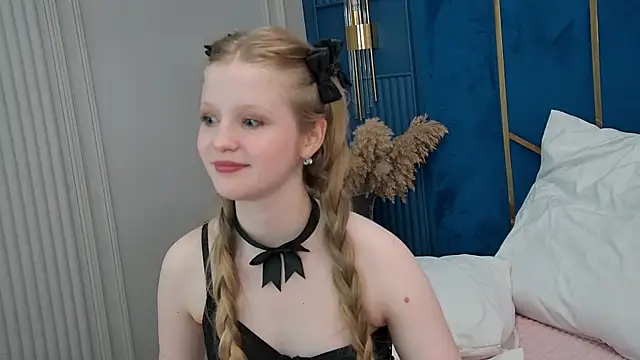 Snapshot of LilianHowards chatting on June 27, 12:22 pm LilianHowards online show from June 27, 12:22 pm
