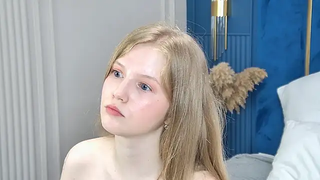 Snapshot of LilianHowards chatting on August 4, 10:07 am LilianHowards online show from August 4, 10:07 am