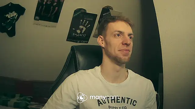 Snapshot of Milkyman7 chatting on February 15, 9:26 pm Milkyman7 online show from February 15, 9:26 pm