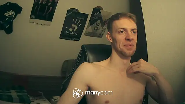 Snapshot of Milkyman7 chatting on February 16, 12:30 am Milkyman7 online show from February 16, 12:30 am