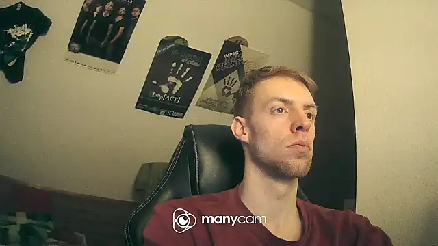 Snapshot of Milkyman7 chatting on February 18, 8:36 pm Milkyman7 online show from February 18, 8:36 pm