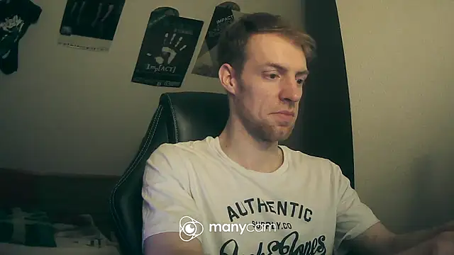 Snapshot of Milkyman7 chatting on March 12, 8:31 pm Milkyman7 online show from March 12, 8:31 pm