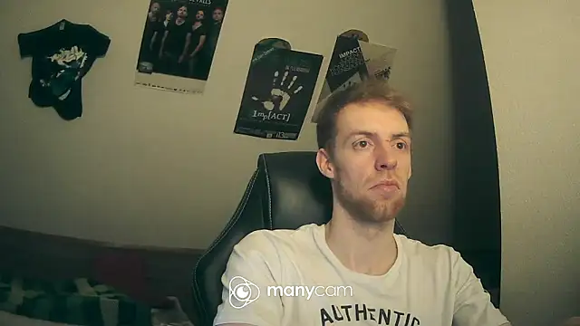 Snapshot of Milkyman7 chatting on March 22, 9:31 pm Milkyman7 online show from March 22, 9:31 pm