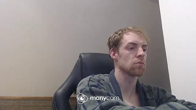 Snapshot of Milkyman7 chatting on October 18, 9:15 pm Milkyman7 online show from October 18, 9:15 pm