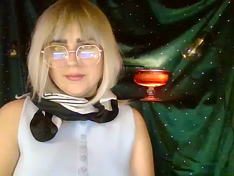 MillaNox online show from April 17, 9:18 pm