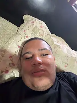 Snapshot of Patricio_02 chatting on August 7, 2:19 pm Patricio 02 online show from August 7, 2:19 pm