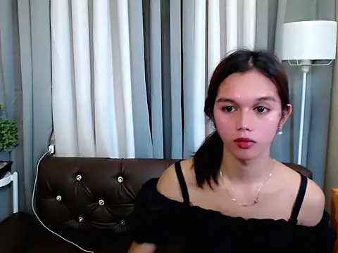 Snapshot of marie_castro chatting on May 18, 3:57 am marie castro online show from May 18, 3:57 am