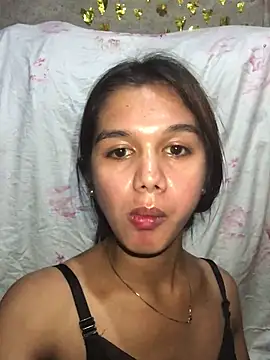 Snapshot of marie_castro chatting on June 19, 10:41 am marie castro online show from June 19, 10:41 am