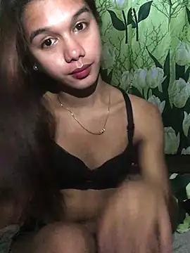 Snapshot of marie_castro chatting on June 25, 10:31 am marie castro online show from June 25, 10:31 am