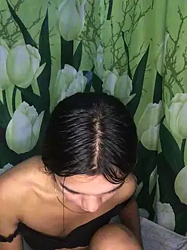 Snapshot of marie_castro chatting on July 1, 12:29 pm marie castro online show from July 1, 12:29 pm