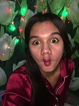 Snapshot of marie_castro chatting on July 2, 11:49 am marie castro online show from July 2, 11:49 am