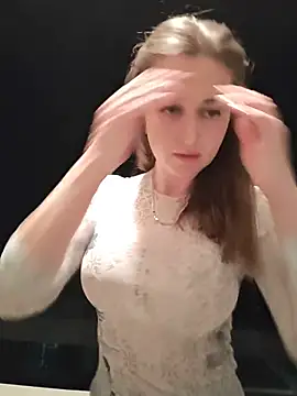 irresistibelle online show from July 20, 7:27 pm