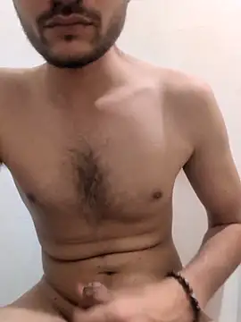 Snapshot of Lustyydickk chatting on April 19, 12:26 pm Lustyydickk online show from April 19, 12:26 pm