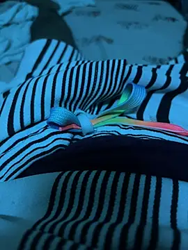 luciferthedevilqwer online show from April 21, 9:37 am