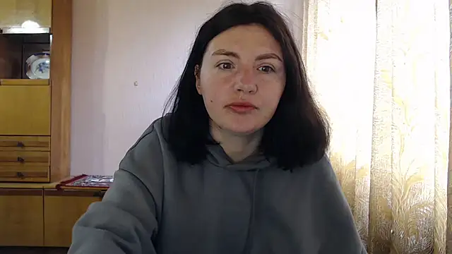 AlinaxJames online show from April 28, 8:41 am