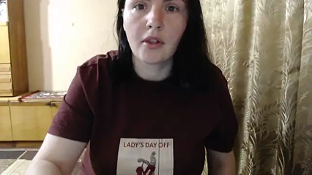 AlinaxJames online show from May 6, 7:30 pm
