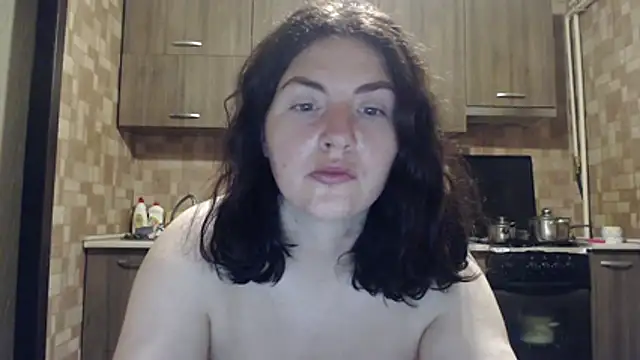 Snapshot of AlinaxJames chatting on July 10, 8:22 pm AlinaxJames online show from July 10, 8:22 pm
