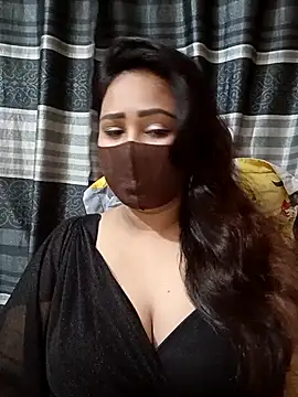 Snapshot of anonna7804 chatting on July 31, 7:46 pm anonna7804 online show from July 31, 7:46 pm