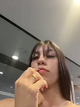 Snapshot of Maddison_Foxxx chatting on July 28, 2:13 pm Maddison Foxxx online show from July 28, 2:13 pm