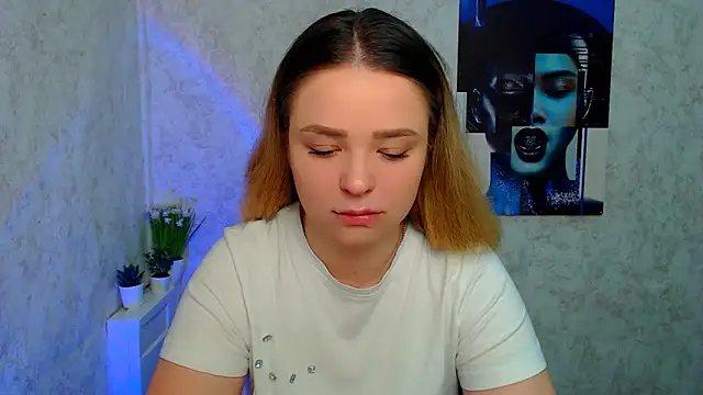 NicoleAura online show from May 13, 6:33 am