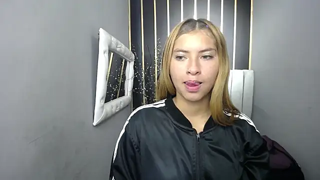 nancy blonde online show from May 25, 12:44 pm