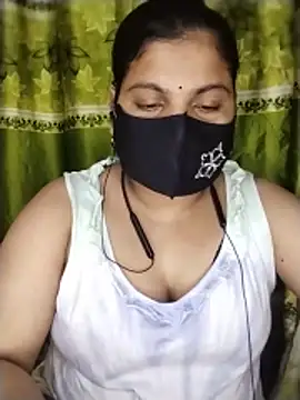 Snapshot of Sila_Vabi9 chatting on May 17, 8:05 pm Sila Vabi9 online show from May 17, 8:05 pm