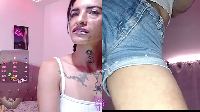 Snapshot of nielvadesire11 chatting on May 18, 4:46 pm nielvadesire11 online show from May 18, 4:46 pm