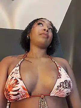 Chloe LaurentXXX online show from May 20, 4:46 pm