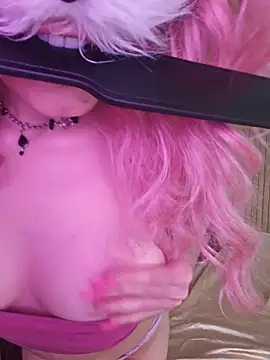 lilianroses online show from June 9, 11:00 am