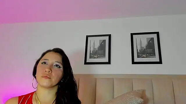 Snapshot of CatalinaSaanz chatting on June 11, 7:01 pm CatalinaSaanz online show from June 11, 7:01 pm