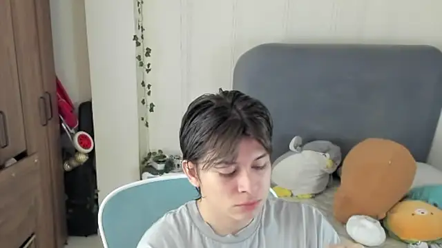 Snapshot of Felixzyn chatting on July 24, 7:23 pm Felixzyn online show from July 24, 7:23 pm