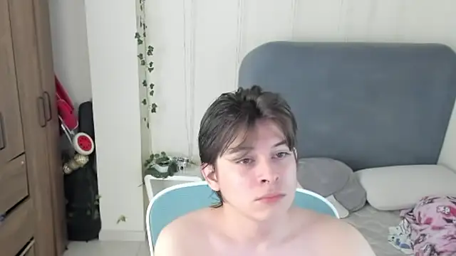 Snapshot of Felixzyn chatting on July 25, 7:11 pm Felixzyn online show from July 25, 7:11 pm