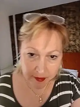 I amVeronicle online show from June 7, 12:53 pm