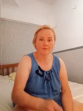 Snapshot of Svetlysvet chatting on June 29, 11:10 am Svetlysvet online show from June 29, 11:10 am