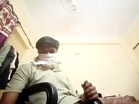 Snapshot of gajodhar20 chatting on April 23, 12:29 pm gajodhar20 online show from April 23, 12:29 pm