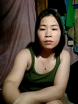 Snapshot of Bunby12 chatting on May 10, 9:53 pm Bunby12 online show from May 10, 9:53 pm
