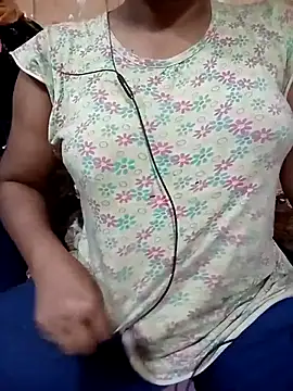 Snapshot of Shila_bby chatting on July 16, 11:27 am Shila bby online show from July 16, 11:27 am