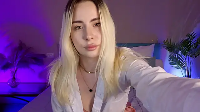 Bella crazyy online show from April 19, 12:48 pm