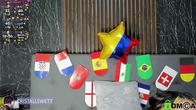 Snapshot of Cristall_swett chatting on June 28, 6:58 pm Cristall swett online show from June 28, 6:58 pm
